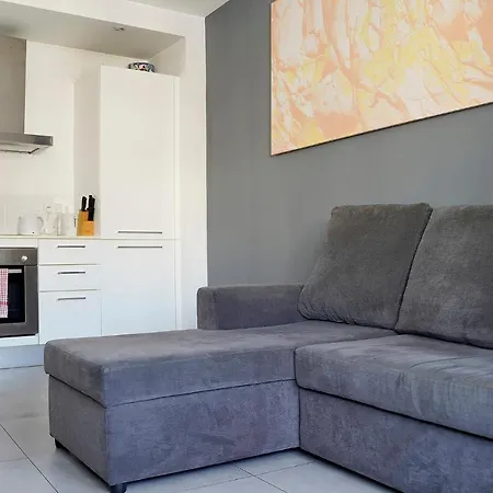 Wonderful Next To The Sea