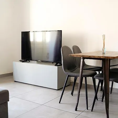 Wonderful Next To The Sea Apartment Gzira